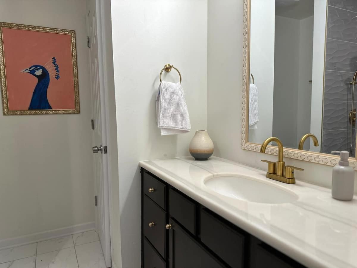 Vine City Home - Duplex - 3 Mins From Gwcc & Mercedes- Benz Stadium Atlanta Exterior foto